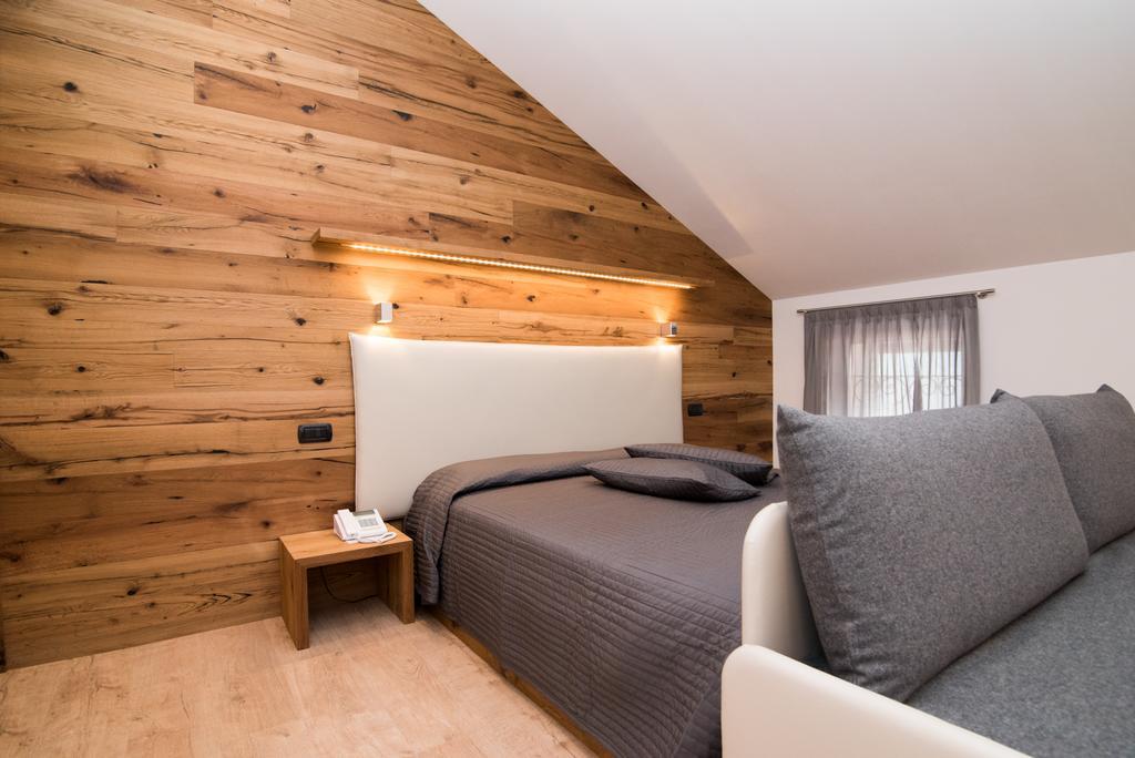 Hotel Ferrovia Calalzo di Cadore Екстериор снимка